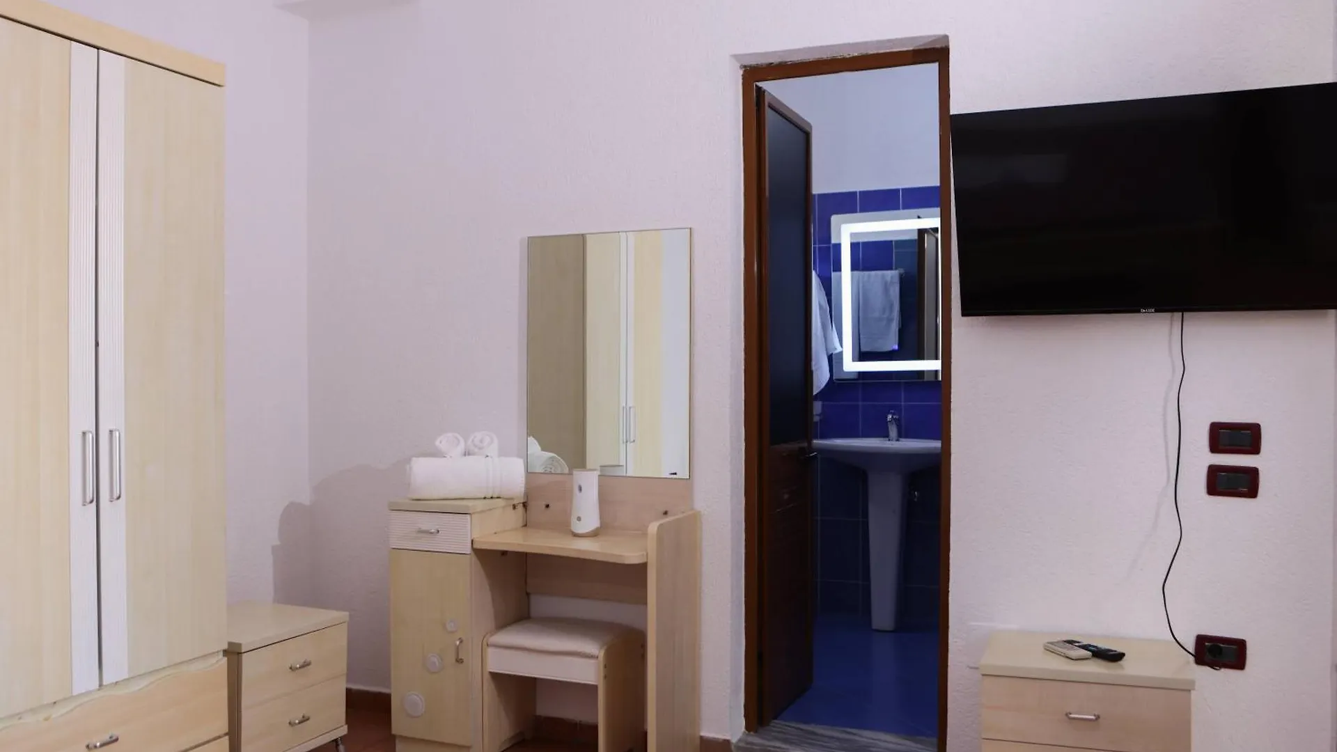 Family Home Tirana Albanië